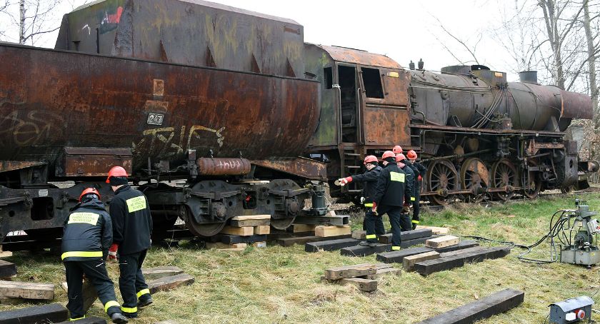 Kartuzy. Zabytkowa lokomotywa na nowych torach. Odzyska dawną świetność