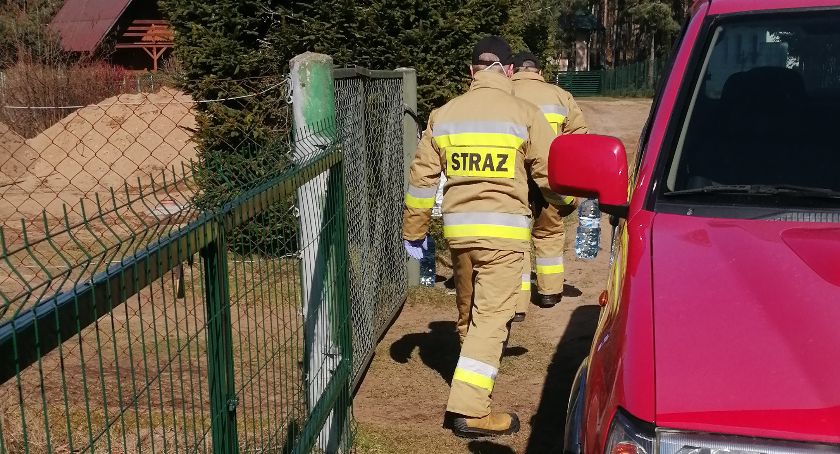 Strażacy na pomoc osobom na kwarantannie