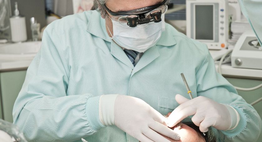 Lista gabinetów stomatologicznych i ginekologicznych, gdzie uzyskasz pomoc