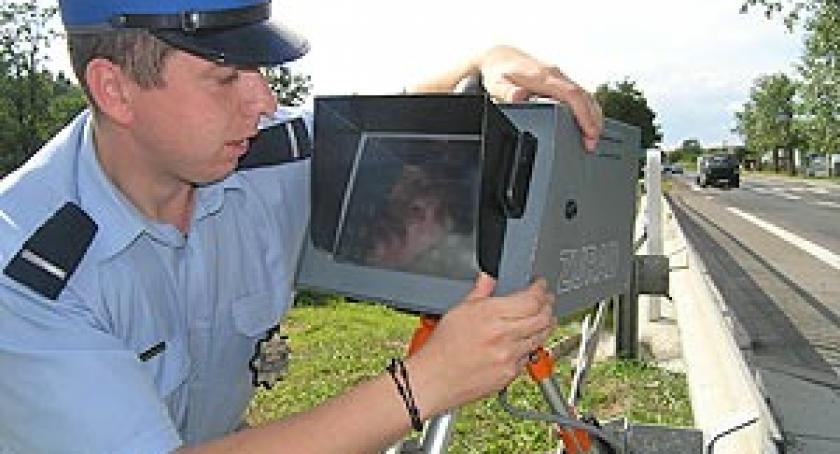 Prawie 600 przekroczeń dozwolonej prędkości odnotowała kartuska policja w ciągu tygodnia!