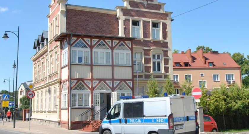 Bomba także w prokuraturze? Trwa ewakuacja. Ewakuowano urząd skarbowy i prokuraturę