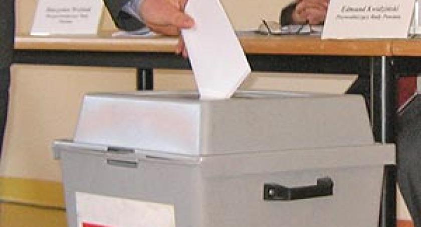 Radni wybiorą piątego członka zarządu powiatu