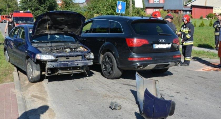 Puzdrowo. Zderzenie trzech pojazdów - dwie osoby ranne