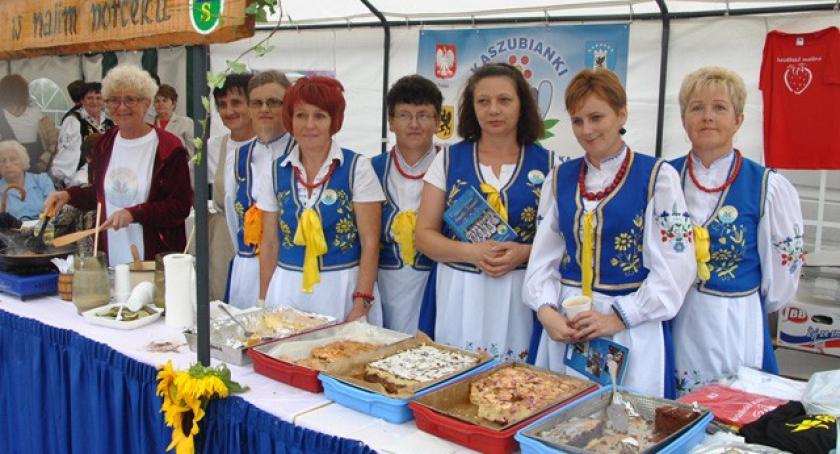 Wygoda. Najsmaczniejszy Jarmark Dożynkowy w strugach deszczu 