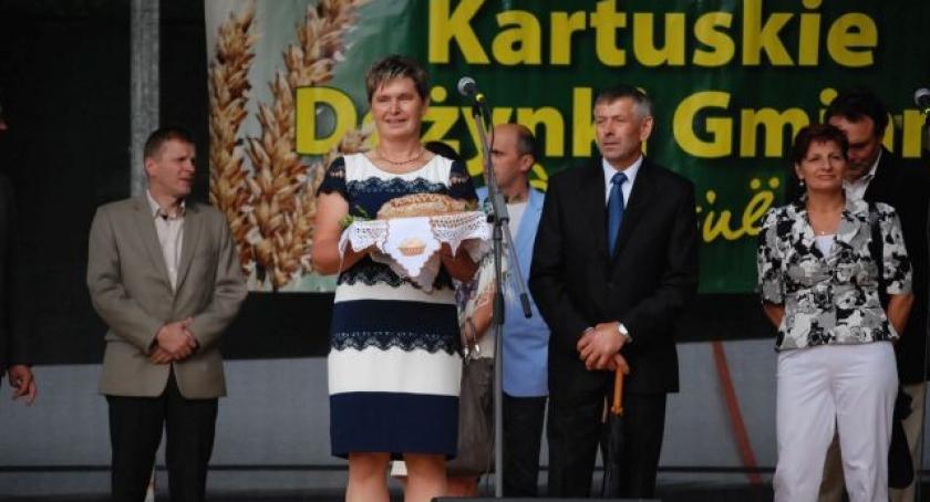 Borowo Méstrem Ożniwinów, a Kaliska Méstrem Wieńca