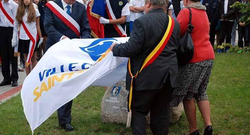 Sierakowice. Nazwano Ogród Edukacji i Rekreacji imieniem Freddiego Deghilage