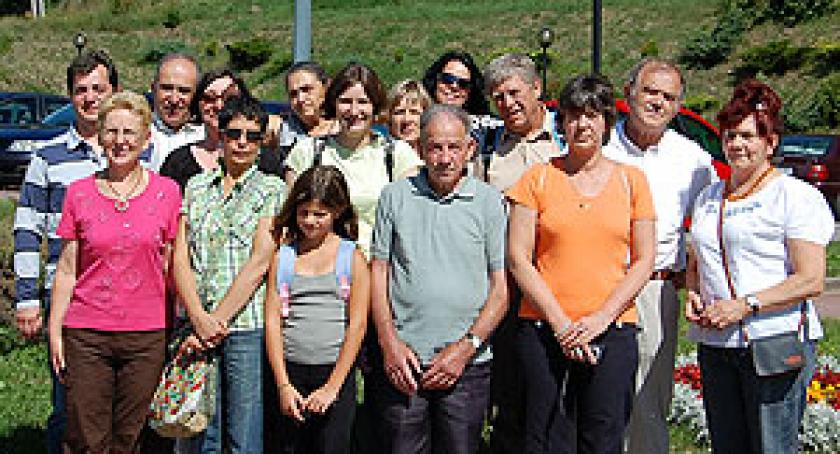 Francuzi poznają polskie tradycje. Goście z Saint-Junien w żukowskiej gminie