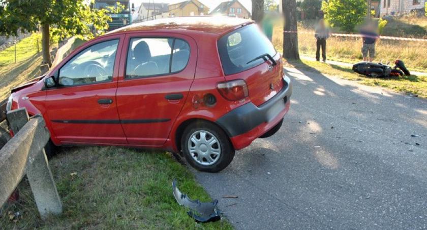Borucino. 17-letni motorowerzysta ciężko ranny
