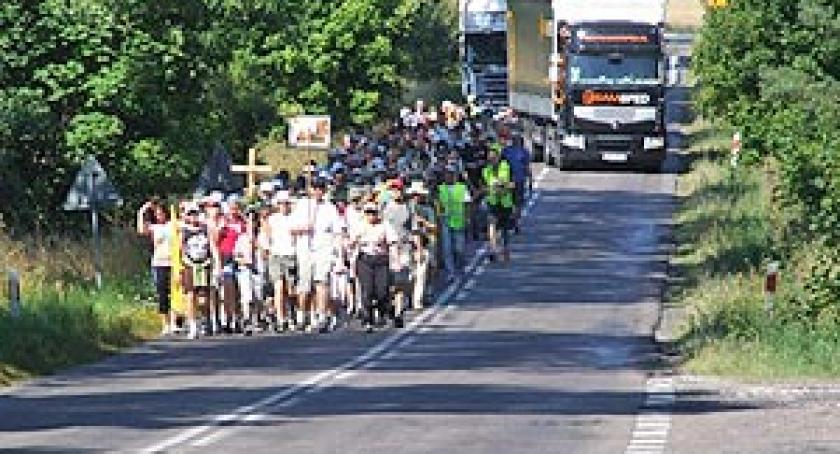 Szli w upale i strugach deszczu. Wspomnienia z pielgrzymki na Jasną Górę