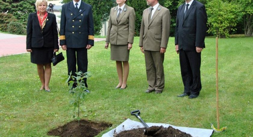Posadzili Dąb Pamięci kpt. inż. Sobiesława Mościckiego