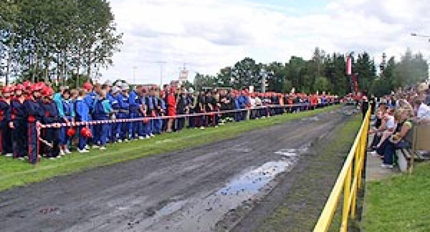 Ponad 40 zespołów walczyło o miano zwycięzcy. Powiatowe Zawody Sportowo - Pożarnicze w Przodkowie