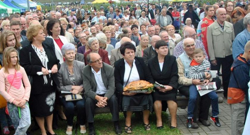Diecezjalne święto plonów z Kaszubską Jesienią Rolniczą w tle