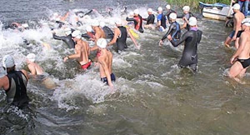 Ostrzyce. Olimpijka Ewa Dederko nie dała szans triathlonistkom. VI Międzynarodowy Triathlon 