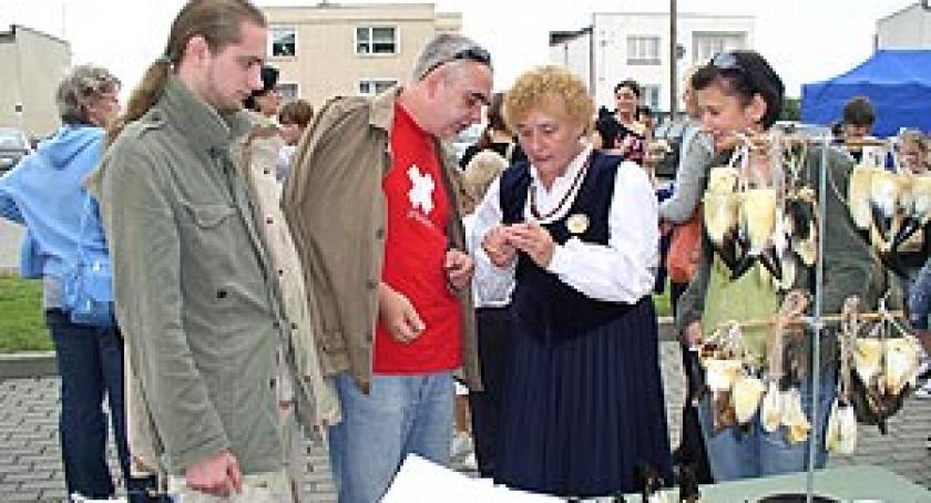 Kolorowe stragany, muzyka i tańce. Pierwszy Jarmark Przodkowski