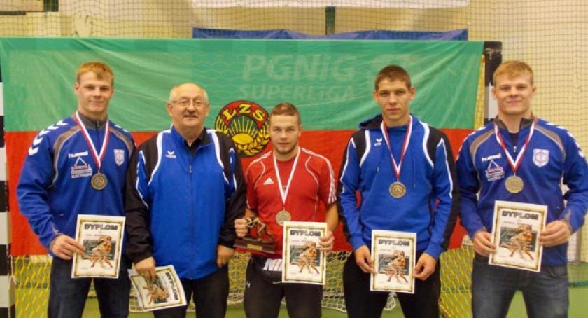 Zapasy. Serkowski i Roszkowski Mistrzami Polski
