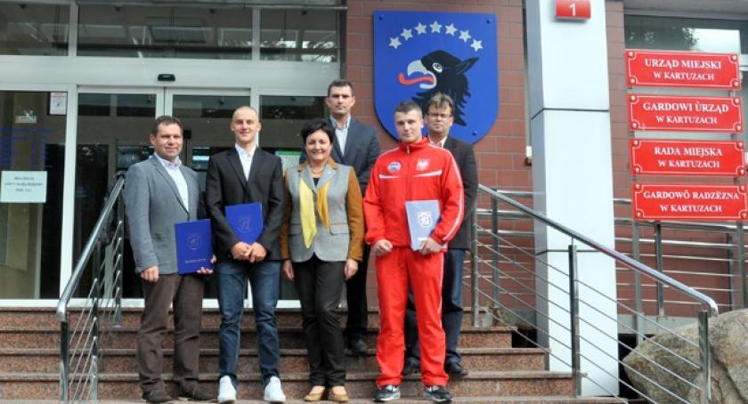 Robert Wroński i Szymon Sajnok nagrodzeni za sukcesy sportowe