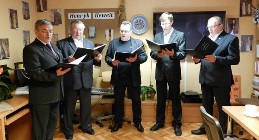 Przodkowo. Wtorkowy wieczór z męskim kwintetem