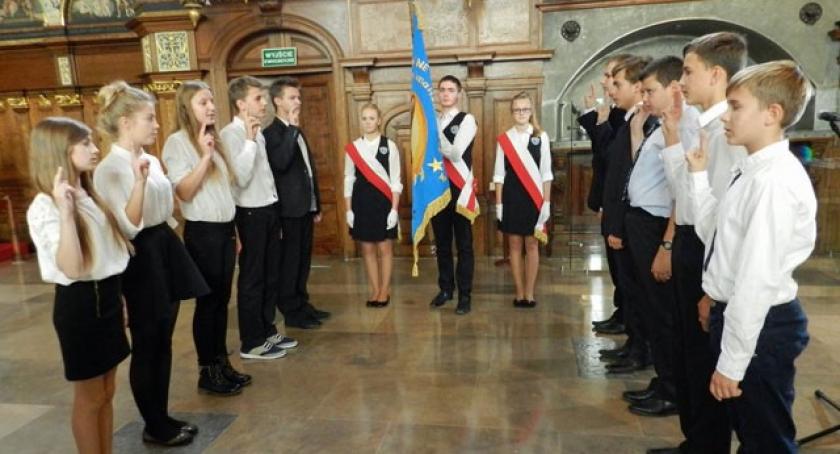 Uroczyste ślubowanie w Dworze Artusa