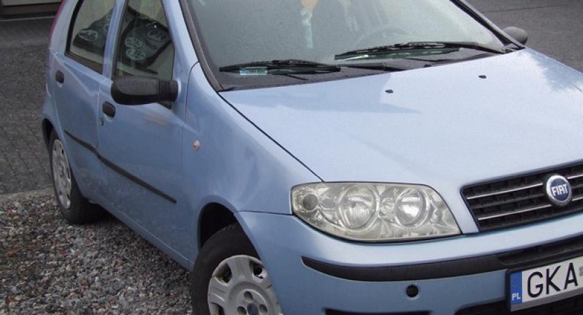 Kartuzy. Skasował drzwi w punto i uciekł 