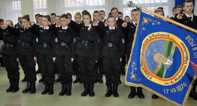 Kartuzy. Uczniowie klasy mundurowej ślubowali 