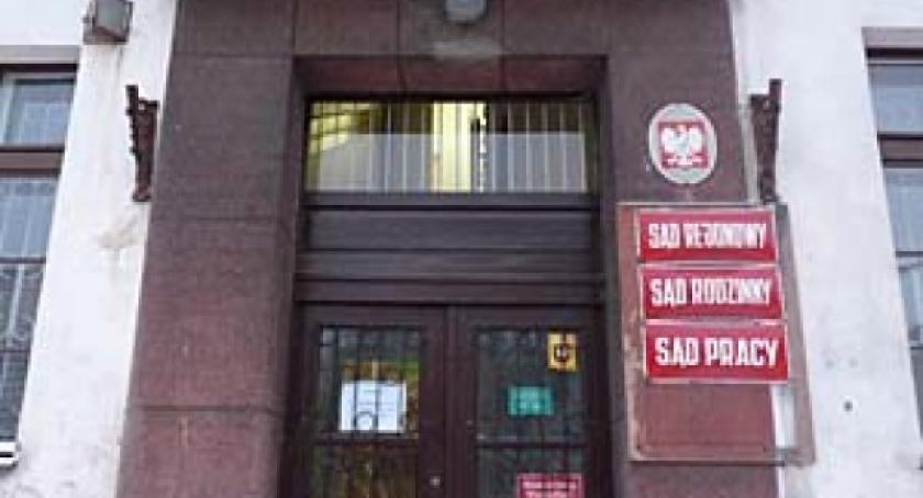 Petent-intruz? Jak jest za drzwiami sądowego sekretariatu?