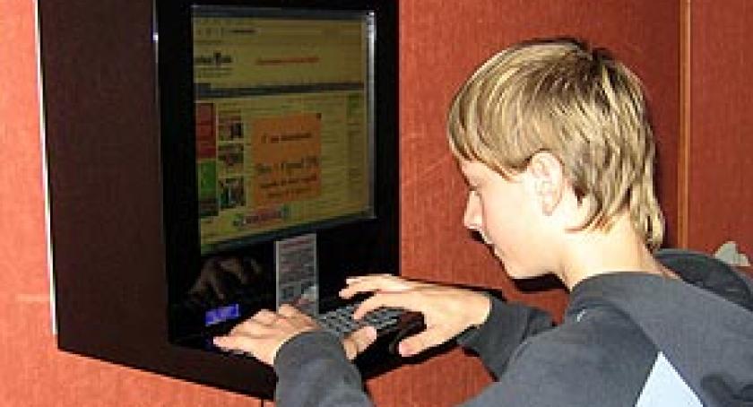 Budka internetowa w kartuskiej pizzerii