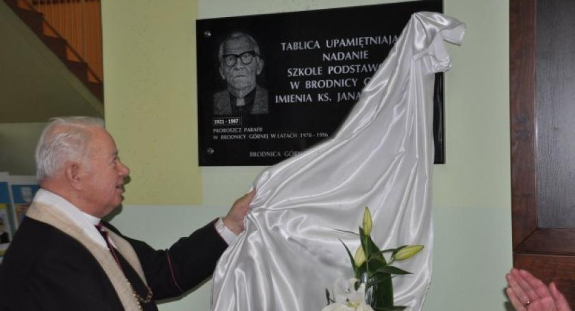 Szkoła w Brodnicy Górnej ma patrona