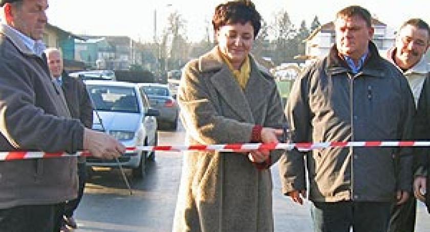 Leszno. Przedsiębiorcy wspólnie z gminą wyremontowali drogę