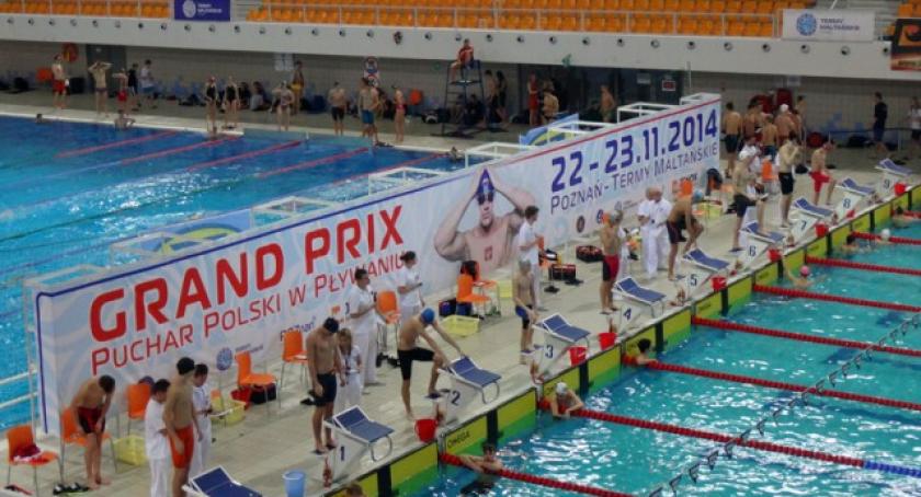 Pływanie. Medale Skierki i Piepiórki