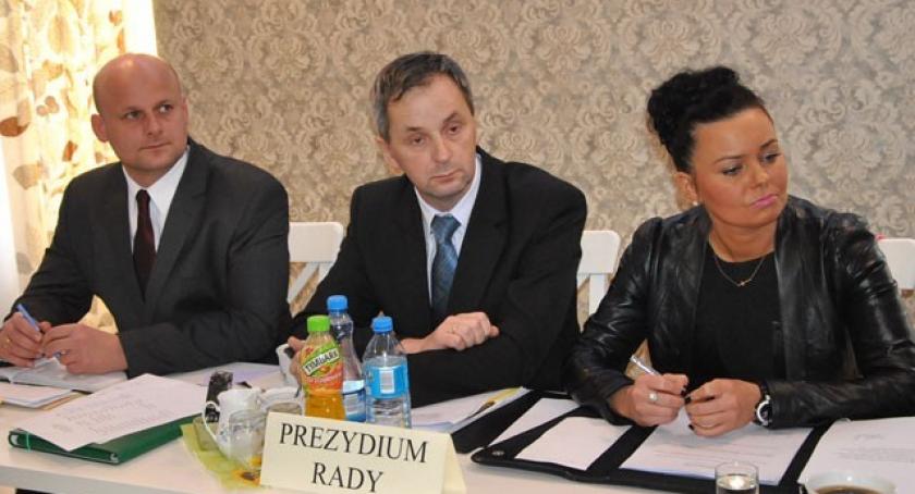 Chmielno. Bezpieczny budżet na 2015 rok przyjęty. 