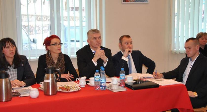 Gorąca sesja w Sulęczynie. Nie będzie podwyżek dla wójta i radnych