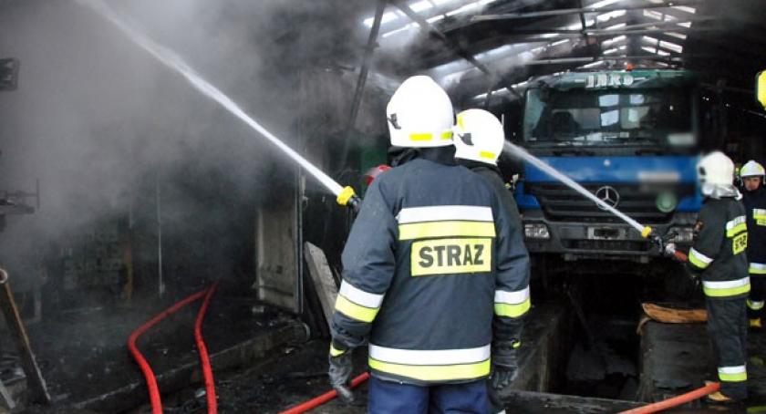 Lniska. Ogień trawił przydomowy warsztat