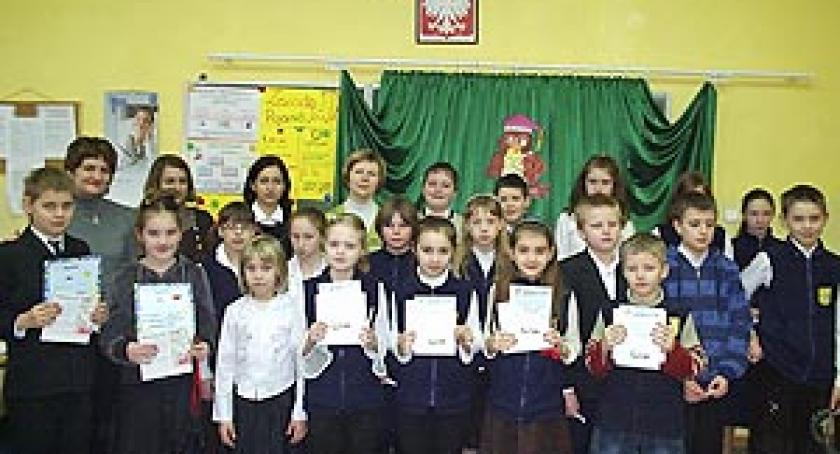 Szkolni recytatorzy walczyli o wejście do kolejnego etapu konkursu