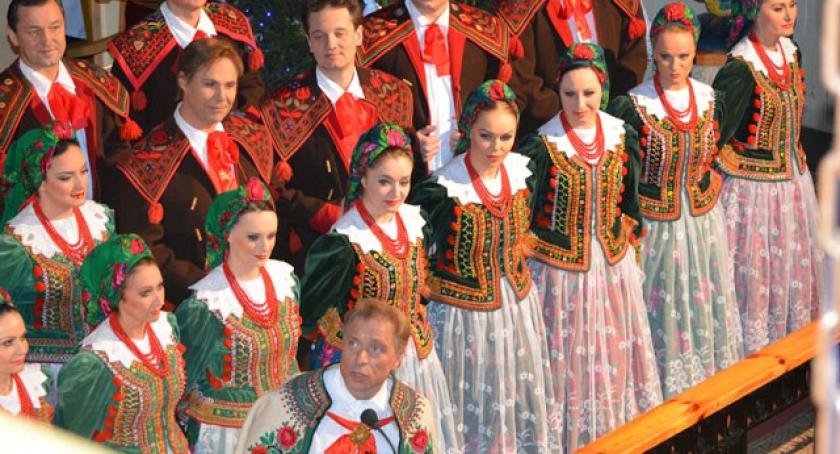 Szymbark. Koncert kolęd i pastorałek w wykonaniu Zespołu Pieśni i Tańca Śląsk