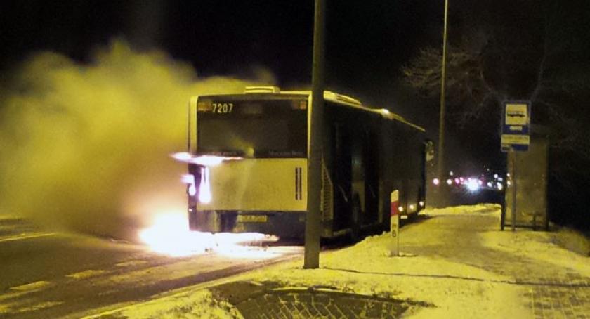Żukowo. Autobus w płomieniach