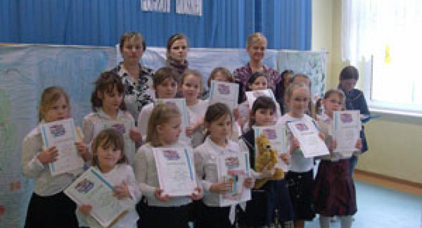 Młodzi recytatorzy z Wilanowa