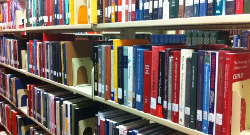 Kartuskiej bibliotece udostępniono prawie 600.000 publikacji 