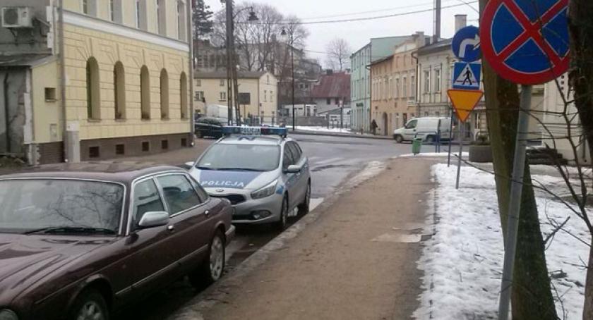 Mundurowy mistrz parkowania ukarany 