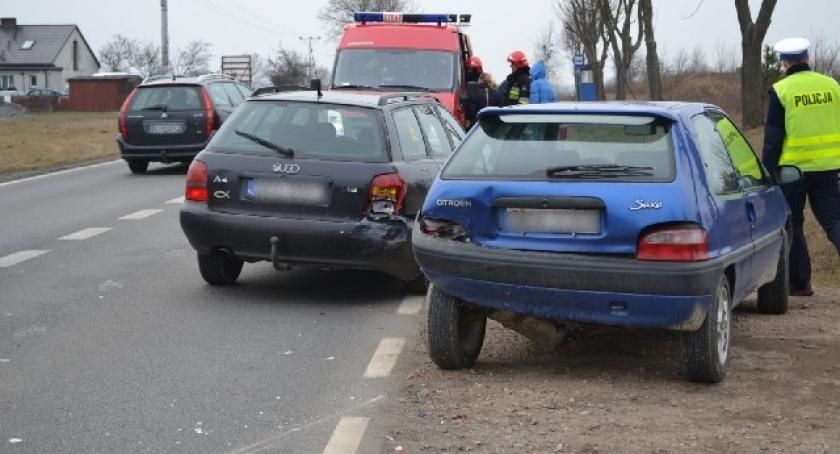 Borcz. Wypadek z udziałem trzech samochodów na krajowej 20-tce