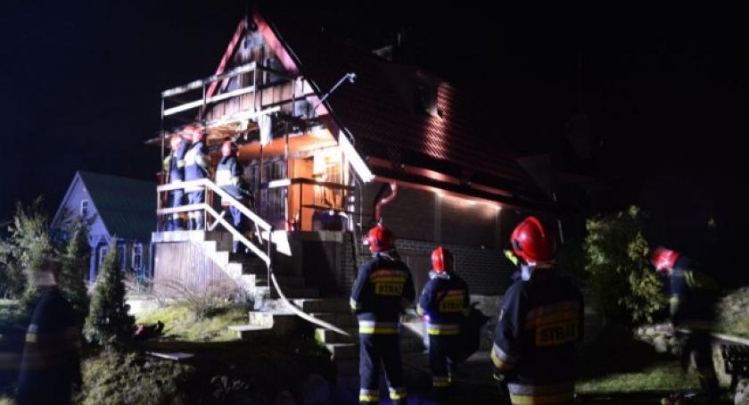 Kamionka. Pożar domku letniskowego