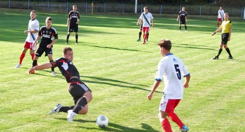 Piłka Nożna. III-ligowe derby dla Kaszubii