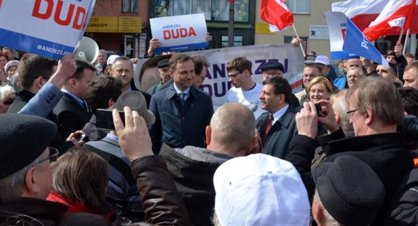 Andrzej Duda spotkał się z mieszkańcami w Sierakowicach 