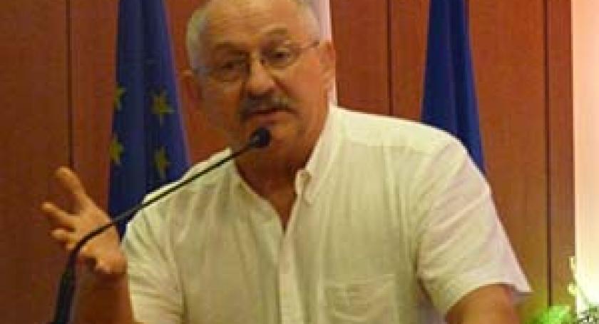 Nieporozumień o Rynek 2 w Kartuzach ciąg dalszy. A. Pryczkowski: 