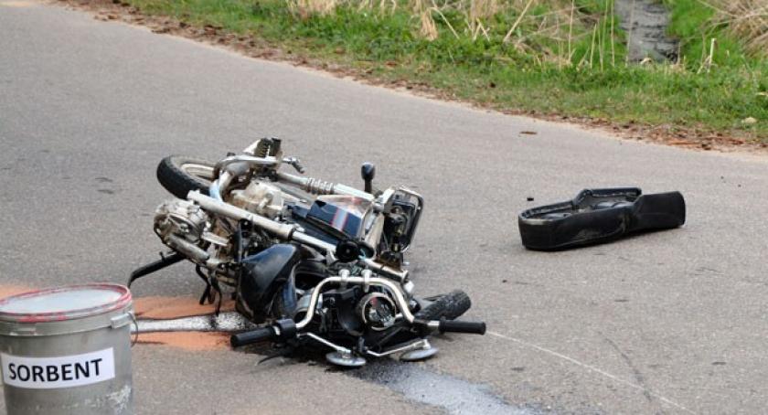Klukowa Huta. Zderzenie golfa z motorowerem - nie żyje 17-latek