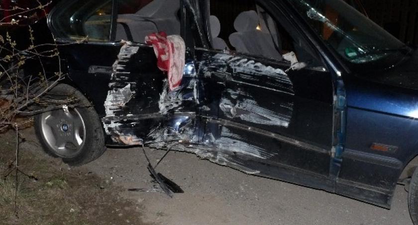 Zmarł 19-letni pasażer BMW, które uderzyło w słup energetyczny