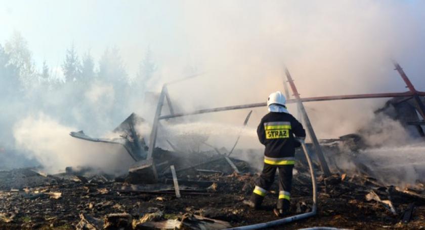Kartuzy. Pustostan spłonął doszczętnie