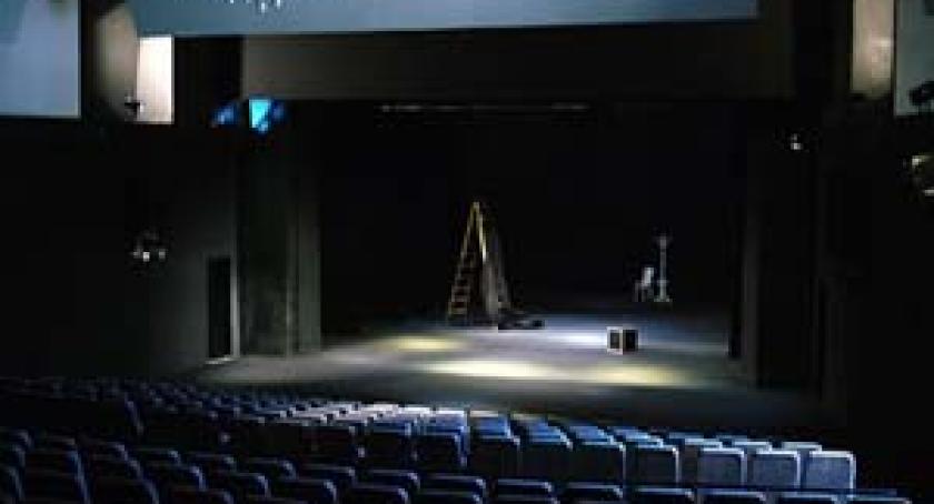 Pierwszy taki spektakl w Teatrze Miniatura