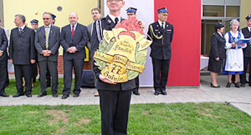 Nowa strażnica, sztandar i medale dla strażaków