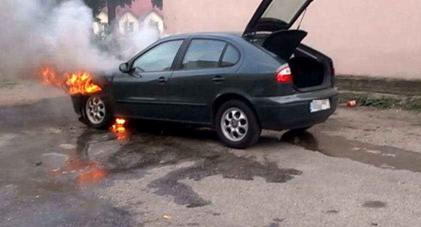 Stężyca. Palił się seat leon