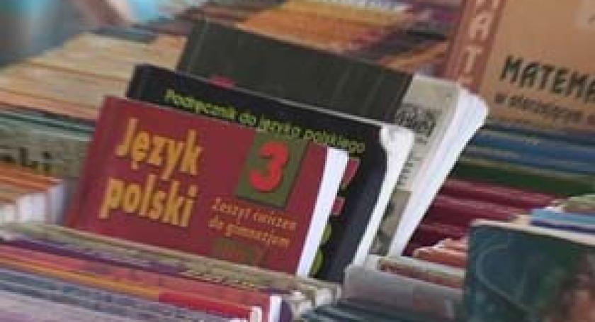 Gmina dołoży do podręczników